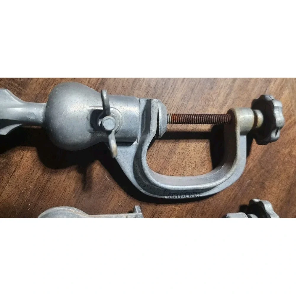 Pair Of 2 Vintage‎ Tool Continental Wig Block Holder Table Clamp